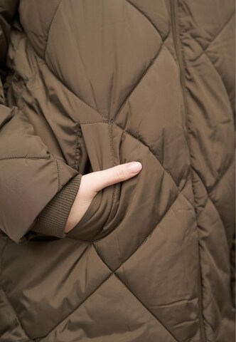 VILA Winter jacket 'VIAdaya' in Brown