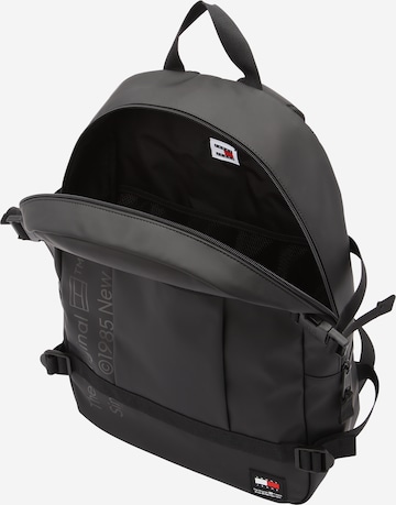 Sac à dos 'Essential' Tommy Jeans en noir