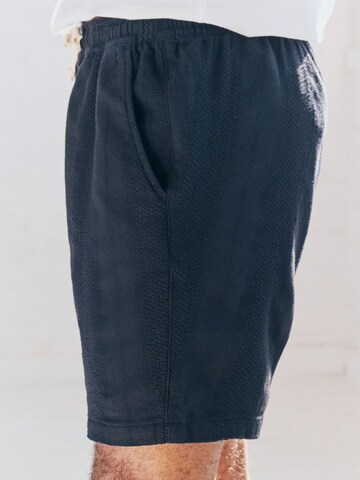Next Regular Hose in Blau