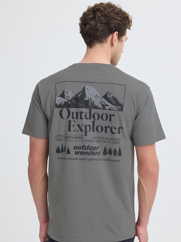 North Bend Rundhalsshirt ' NBKunt ' in Grau