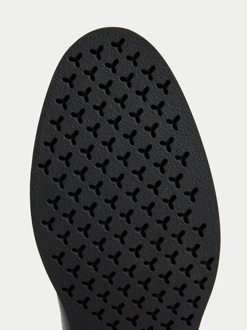 Marks & Spencer Lace-up shoe in Black