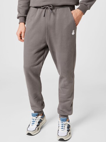 Ocay Tapered Trousers in Grey: front