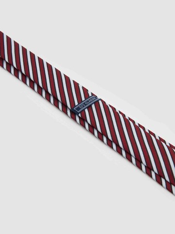 D’S Damat Tie in Red