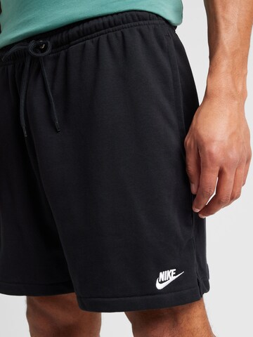 Nike Sportswear Regular Broek 'CLUB' in Zwart