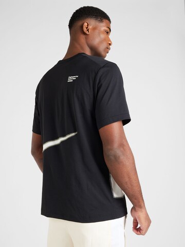 Tricou funcțional 'Hyverse Energy' de la NIKE pe negru