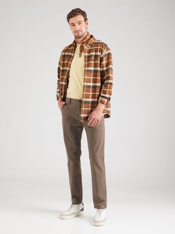 LEVI'S ® - Tapered Calças chino em castanho