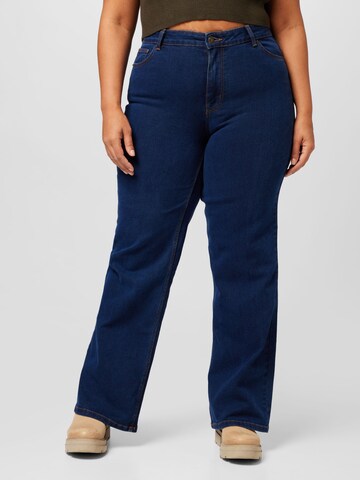 PIECES Curve Regular Jeans 'PEGGY' i blå: forside