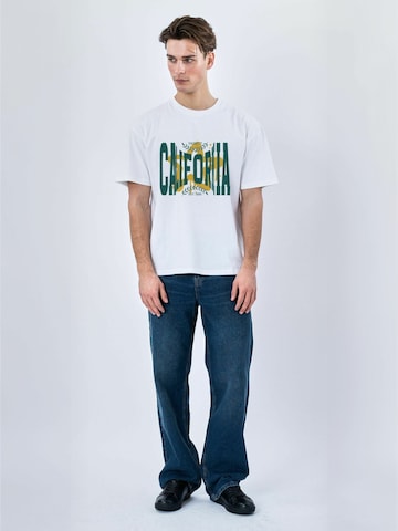 TEESHOPPEN Top ' T-shirts ' in White: front