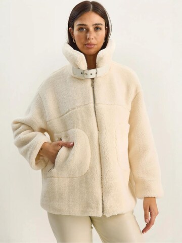 Bianco Lucci Between-Season Jacket in White: front