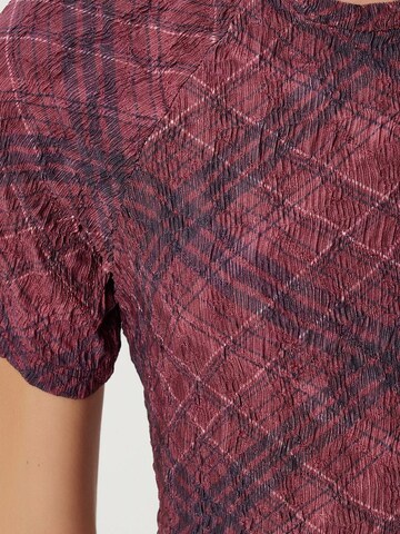 Happiness İstanbul - Blusa 'Blusen' em vermelho