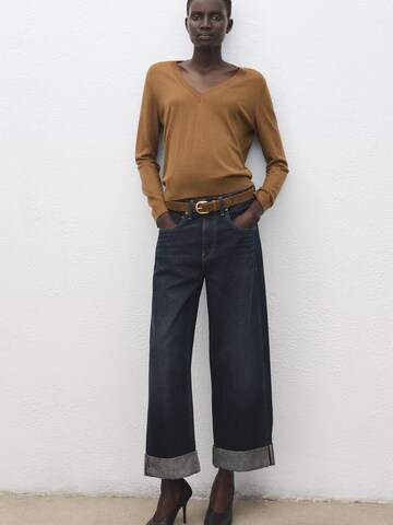 Pulover 'LUCCAV' de la MANGO pe maro