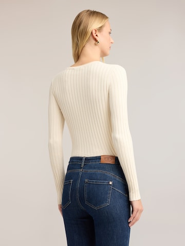 MOTIVI - Jersey en blanco