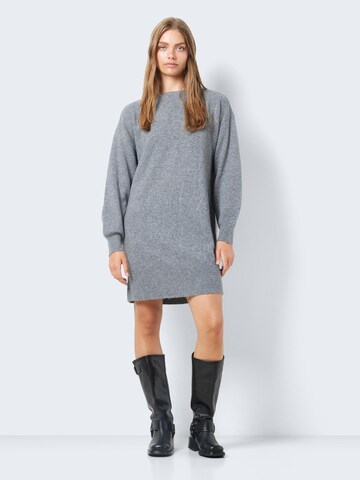 Noisy may Knitted dress 'FRIVA' in Grey