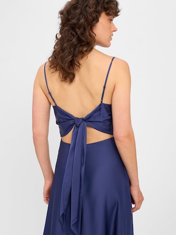 Robe de soirée Marie Lund en bleu