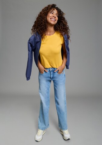 BOYSEN'S T-Shirt in Gelb