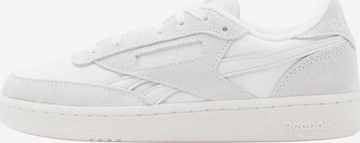 Baskets basses 'CLUB C REVENGE VINTAGE II' Reebok en blanc : devant