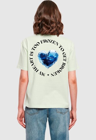 Miss Tee Shirt 'Too Frozen' in Grün: Vorderseite