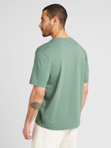 BOSS Bluser & t-shirts 'TCHUP' i grøn