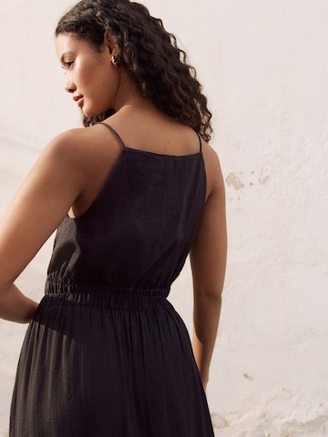 Next Top in Black
