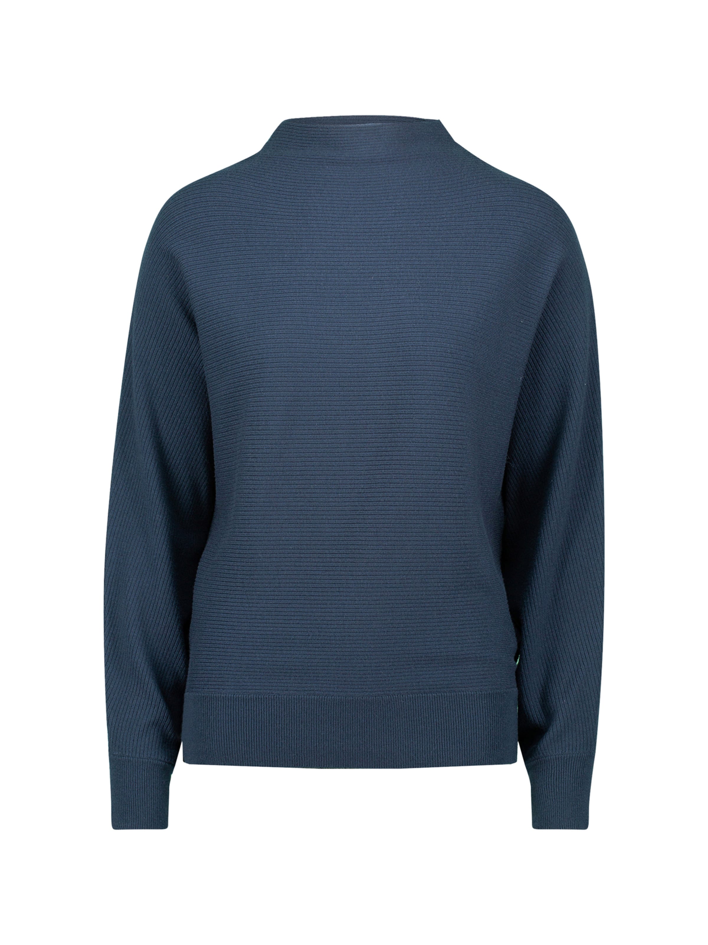 Pull-over zero en bleu : devant