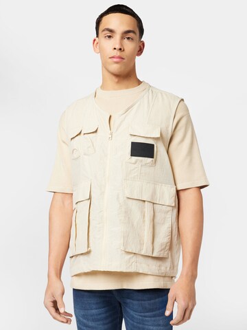 Calvin Klein Jeans Vest in Beige: front