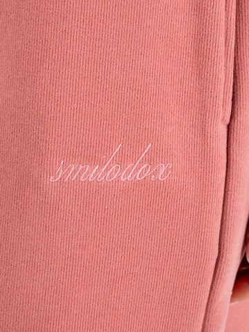 Smilodox Loosefit Broek in Roze