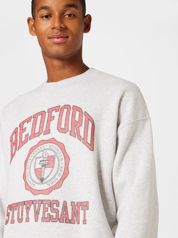 Abercrombie & Fitch Sweatshirt in Grijs