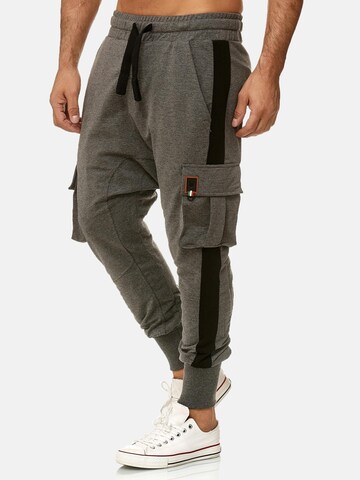 regular Pantaloni '19618' di Tazzio in grigio