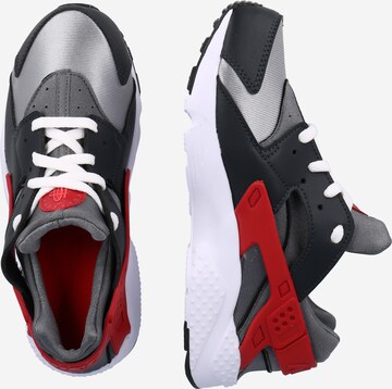 Nike Sportswear Сникърси 'Huarache' в сиво