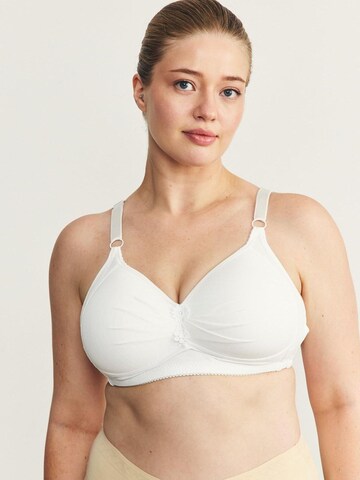 Soutien-gorge C&City en blanc : devant