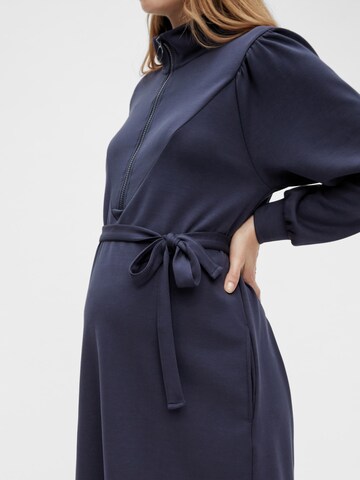 Robe 'JOCELYN' MAMALICIOUS en bleu