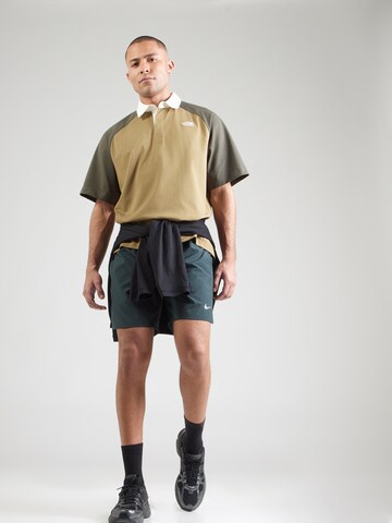 THE NORTH FACE Футболка в Серый