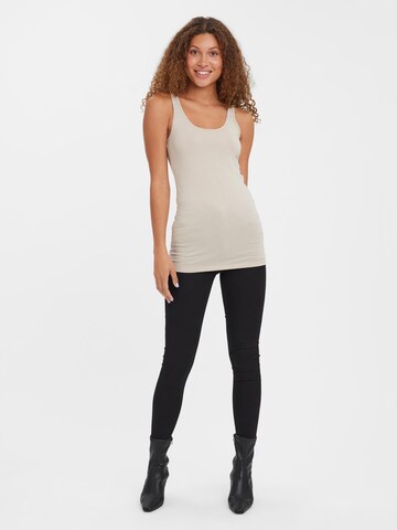 Top 'Maxi' de la VERO MODA pe bej