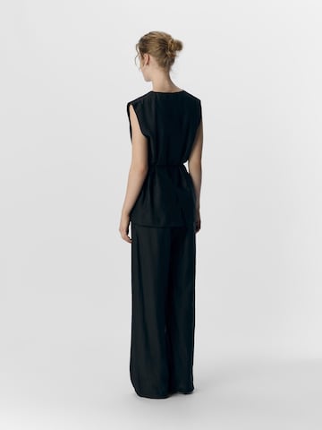 Loosefit Pantaloni 'Yui' di OBJECT in nero
