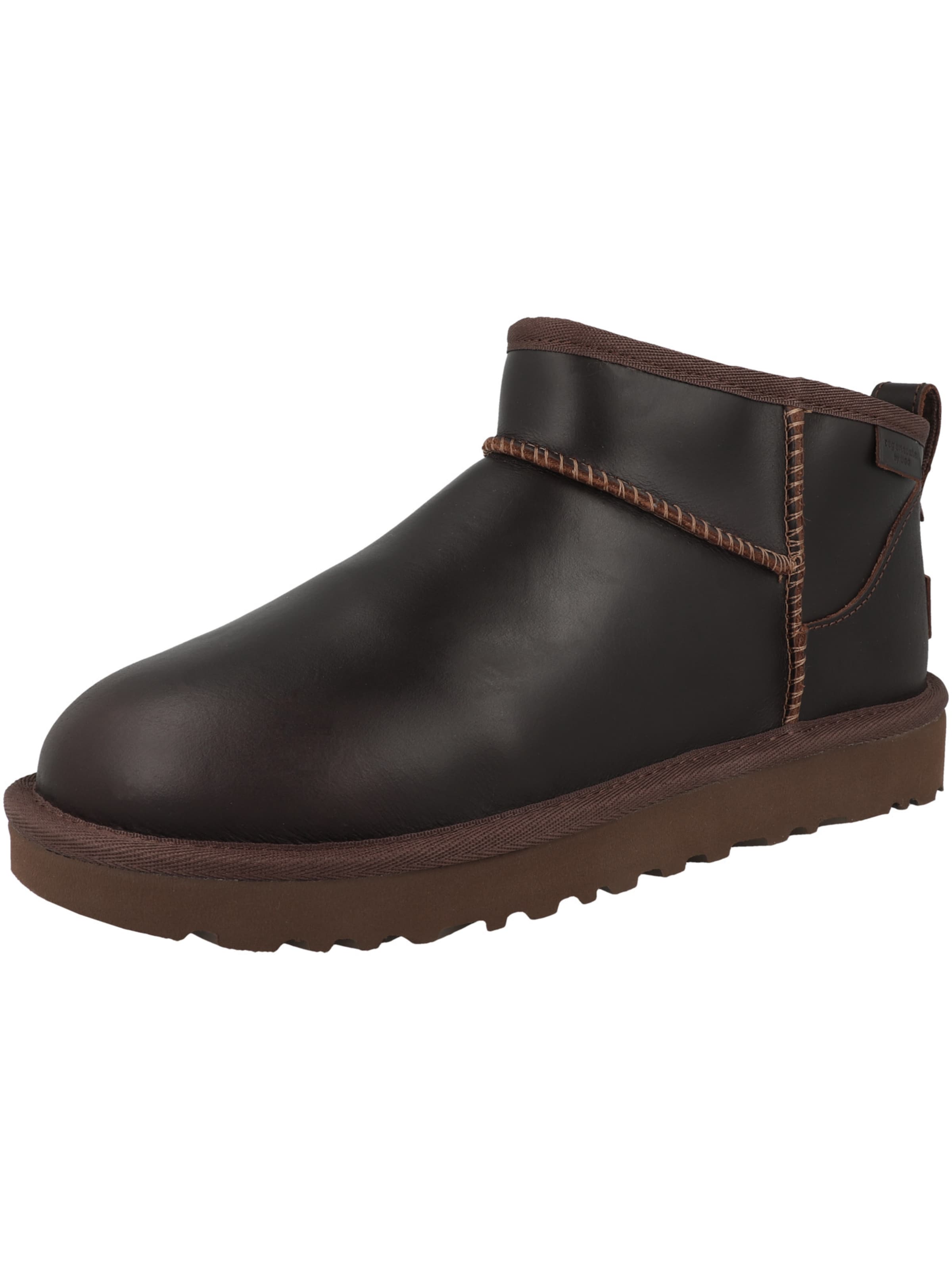UGG - Botas 'Classic Ultra' em castanho: frente