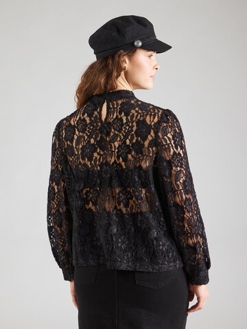 T-shirt 'PCROSELYN' PIECES Curve en noir