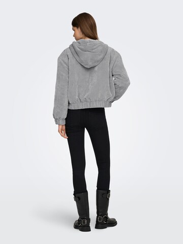 ONLY - Chaqueta de entretiempo 'ONLSuva' en gris