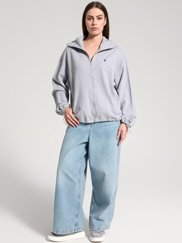 NOWIHT Sweatjacke 'Sabine'‌ in Grau