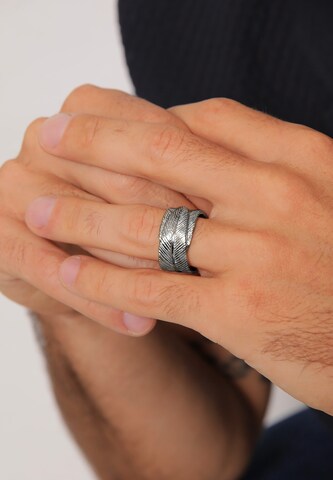 KUZZOI Ring 'Feder' in Zilver