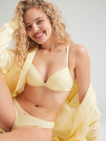 T-shirt Reggiseno di Hunkemöller in giallo: frontale