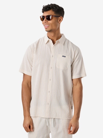 Coupe regular Chemise 'Seersucker' Seaside en beige : devant