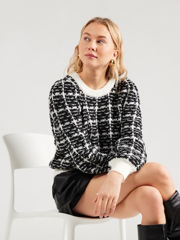 ABOUT YOU Sweater 'Eliza' in Black: front