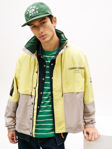 Veste mi-saison Tommy Jeans en gris