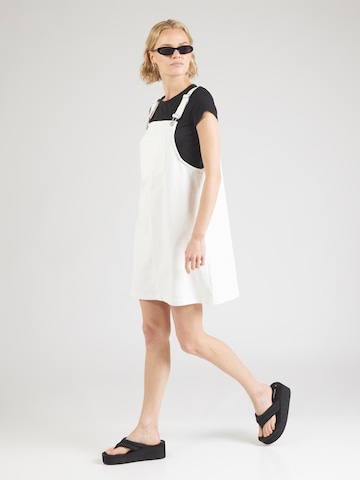 Jupe 'PCMONICA SPENCER' PIECES en blanc