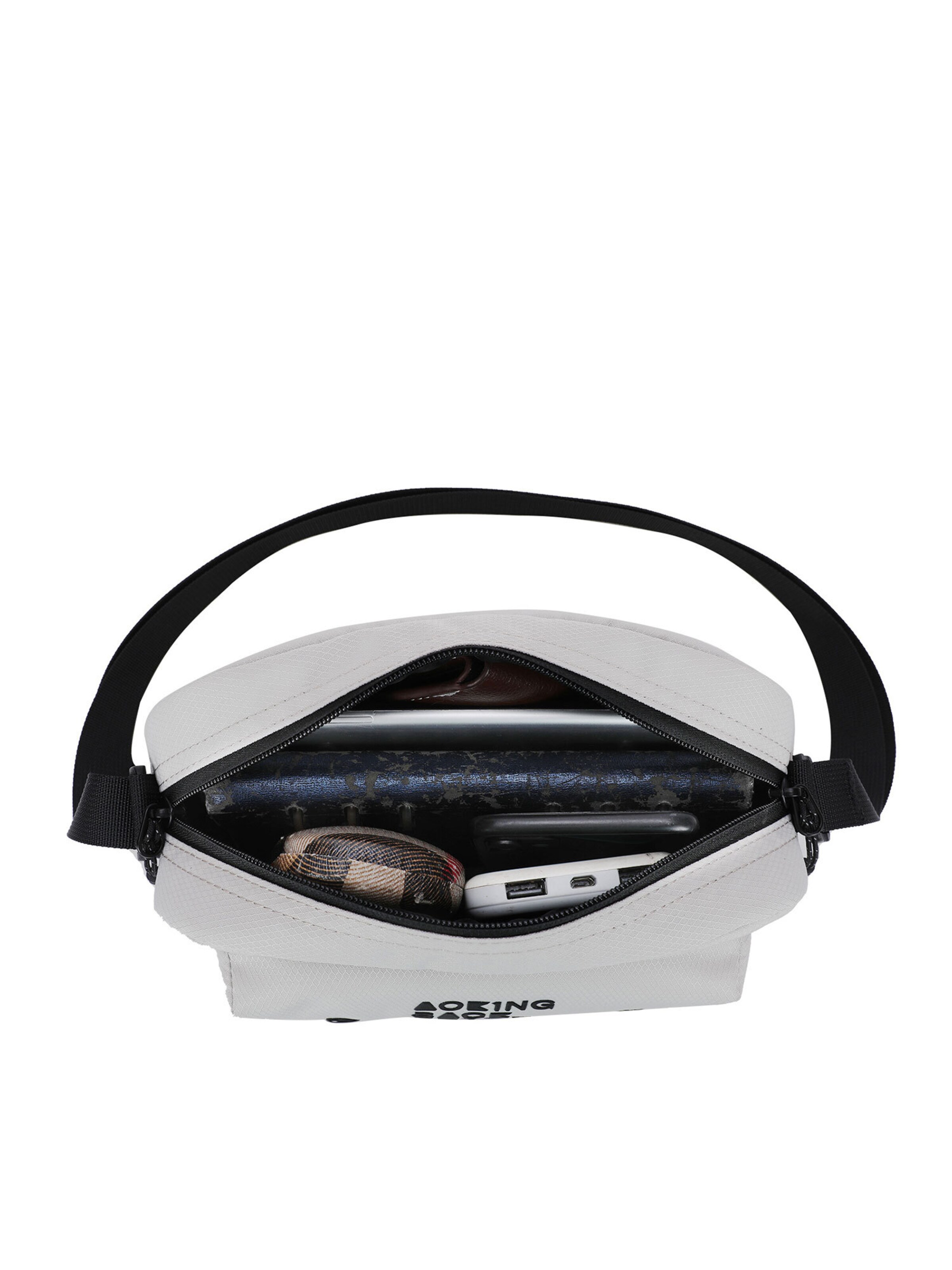 Aoking Shoulder Bag in Grey