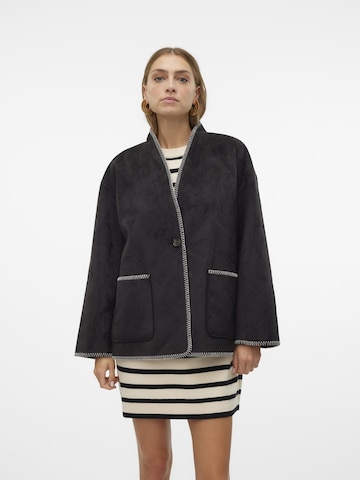 VERO MODA Overgangsjakke i sort: forside