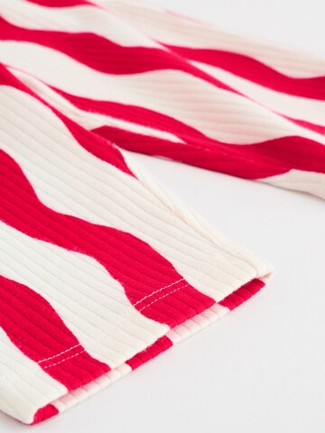 Next Set - Červená