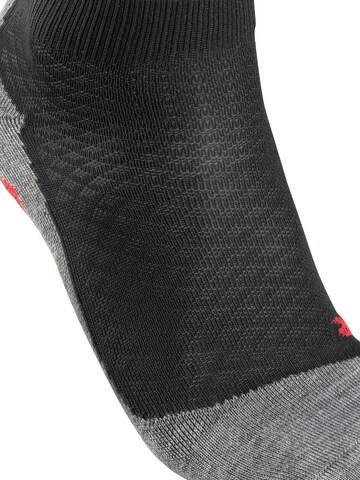 FALKE Athletic Socks 'RU5 Race Short' in Black
