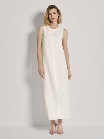 MADELEINE Jurk in Wit: voorkant