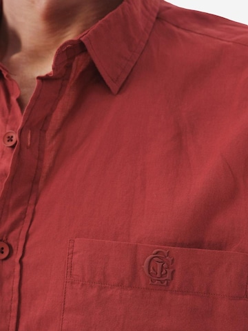 Giesto - Regular Fit Camisa em vermelho: frente